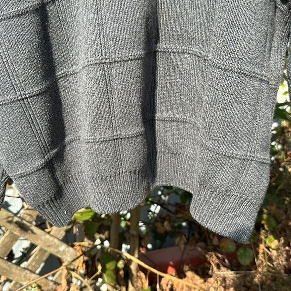 ✨EUC ARROW Men’s Crew Sweater Window pane 100% Cotton Grey Pullover SZ M - Picture 11 of 11